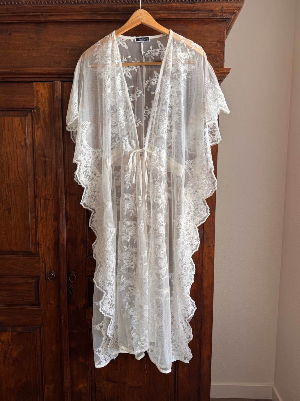 VIVID Boho Kimono White Lace Sheer Embroidered Floral Duster Cover Up